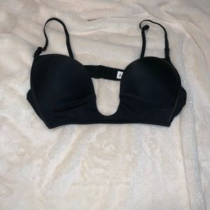 Plunging bra